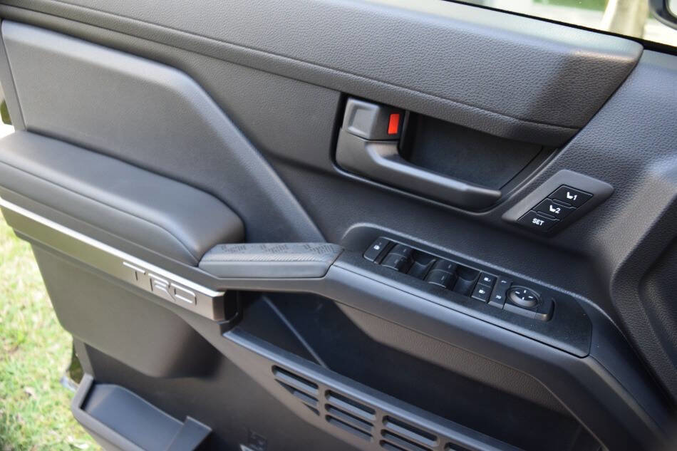 Used 2025 Toyota 4Runner TRD Sport Premium AWD/4WD image 73