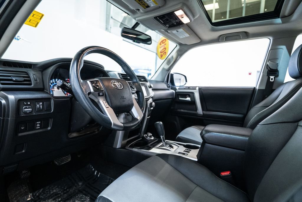 Used 2019 Toyota 4Runner SR5 Premium image 13