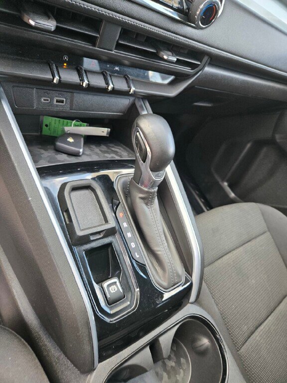Used 2023 Chevrolet Colorado LT w/ LT Convenience Package RWD image 16