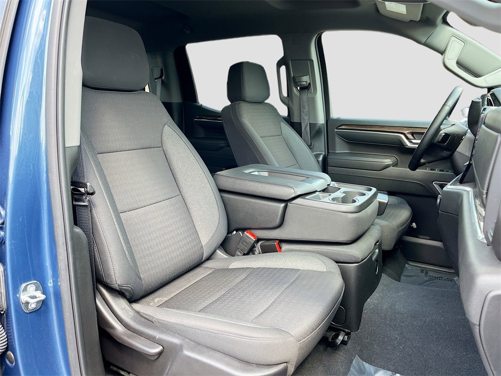 Used 2024 Chevrolet Silverado 1500 LT image 27