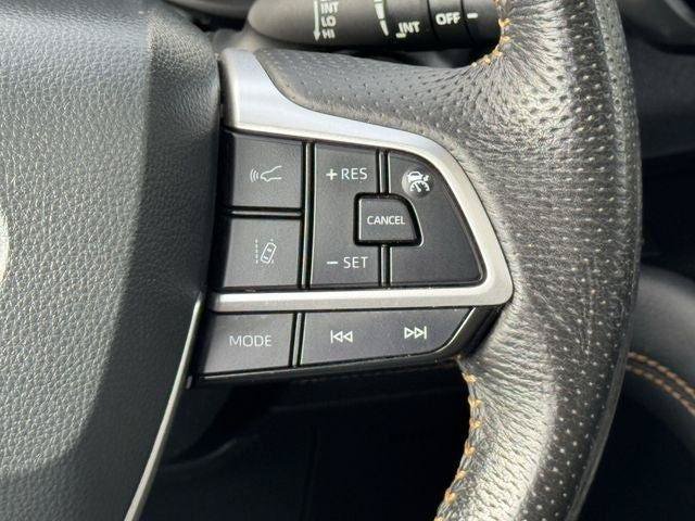 Certified 2025 Toyota Sienna XLE Woodland Edition AWD/4WD image 13