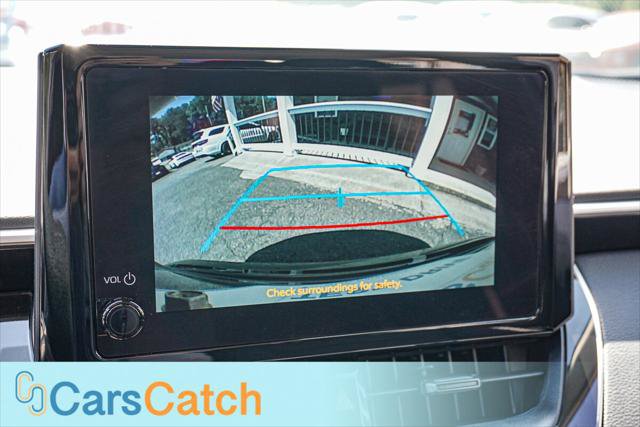 Used 2025 Toyota Corolla LE FWD image 28