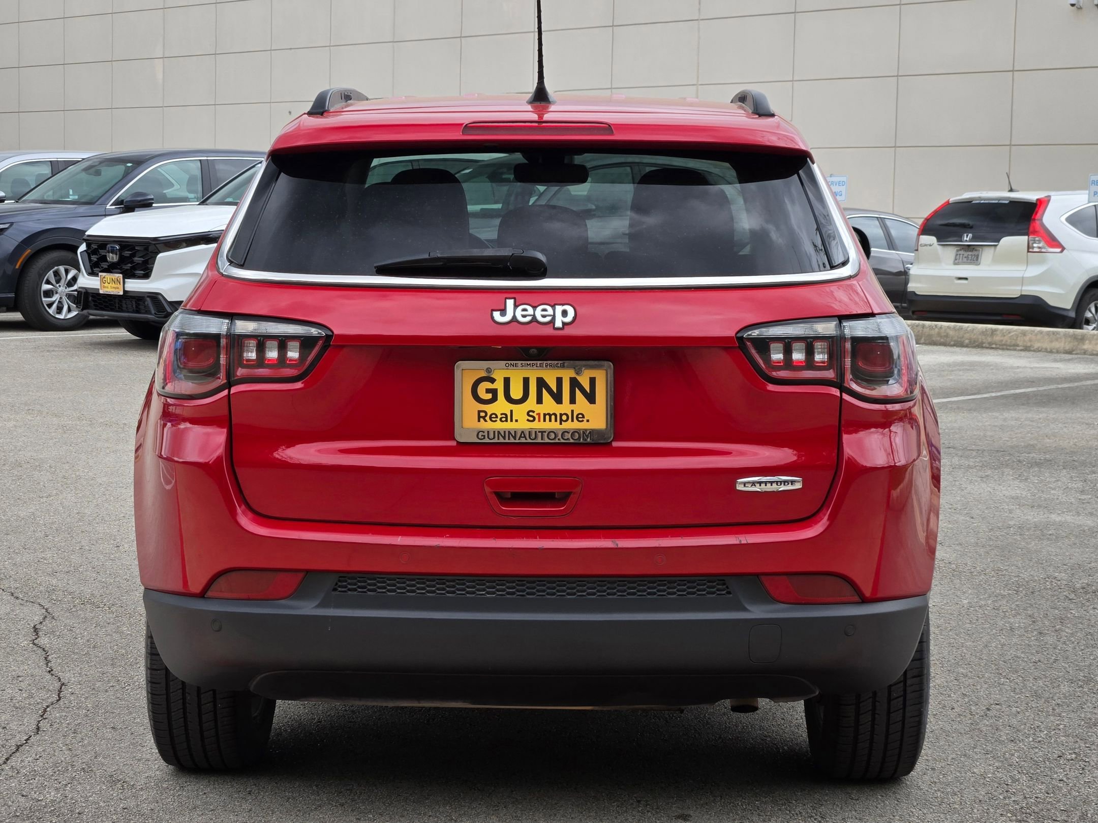 Used 2019 Jeep Compass Latitude w/ Safety & Security Group image 4