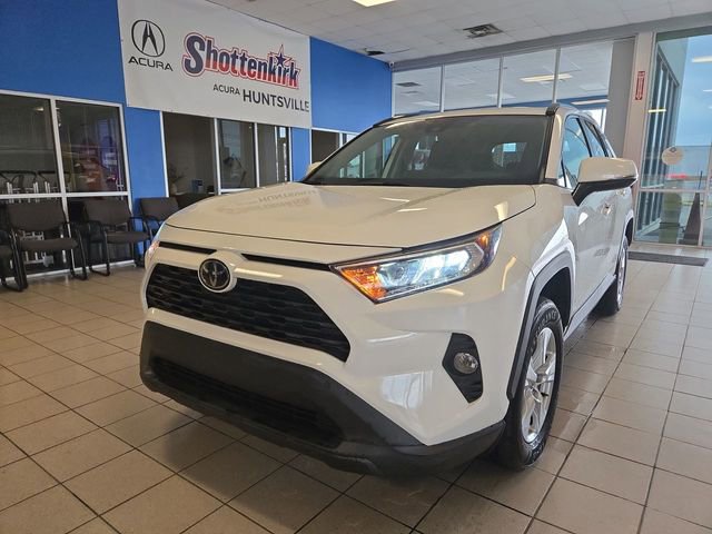 Used 2021 Toyota RAV4 XLE w/ Carpet Mat Package (TMS) video 1