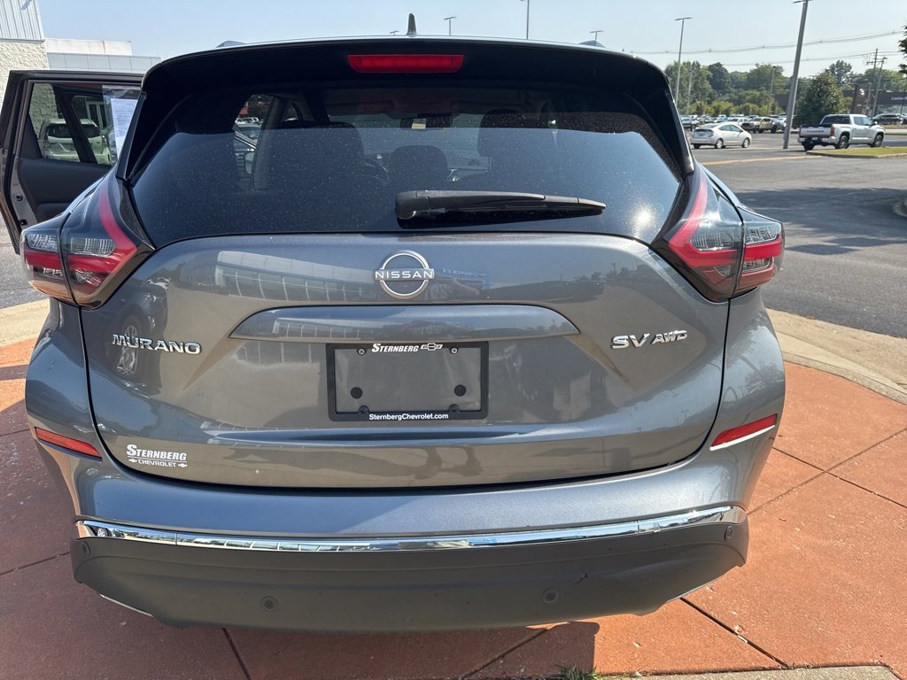 Used 2023 Nissan Murano SV image 2