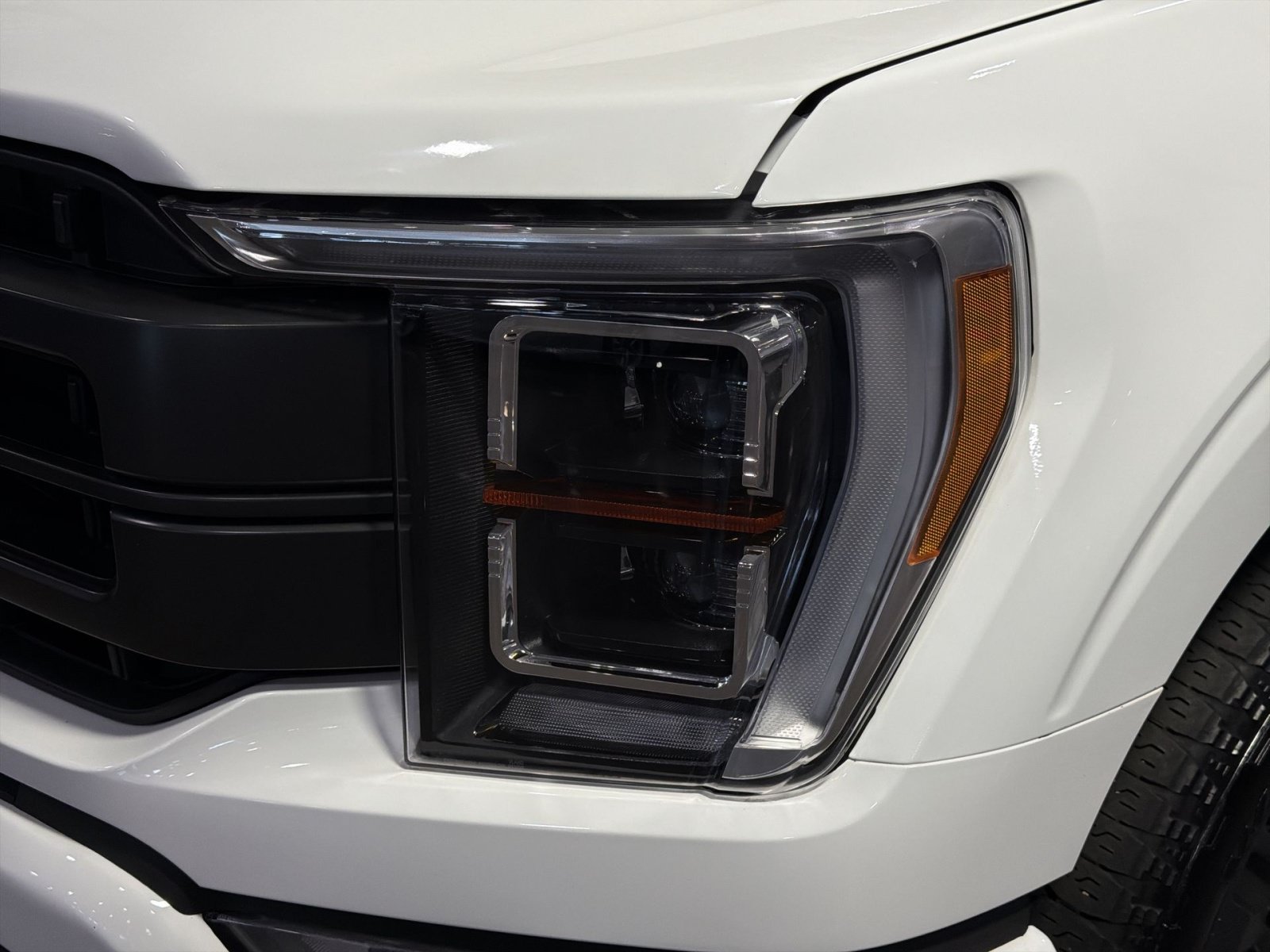 Used 2023 Ford F150 Lariat w/ Equipment Group 502A High AWD/4WD image 13