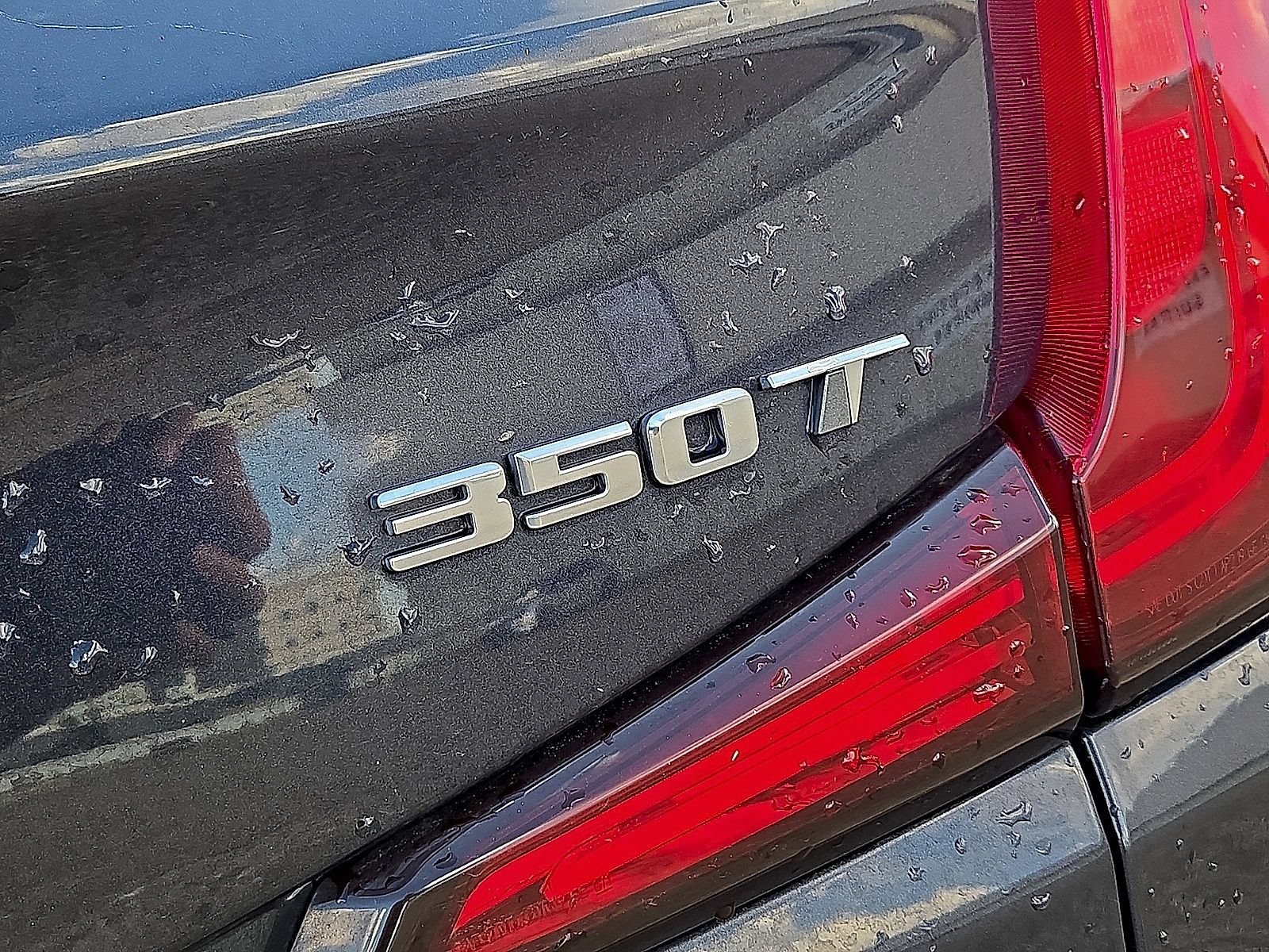 Used 2023 Cadillac XT4 Premium Luxury AWD/4WD image 13