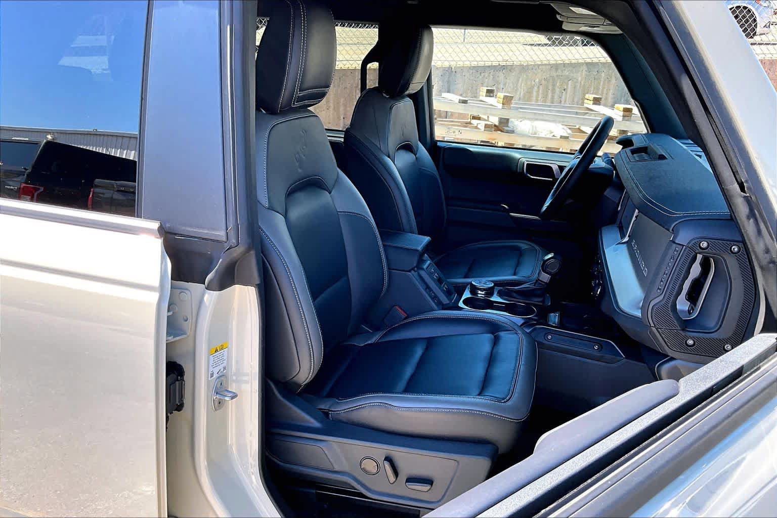 Certified 2025 Ford Bronco Outer Banks image 9