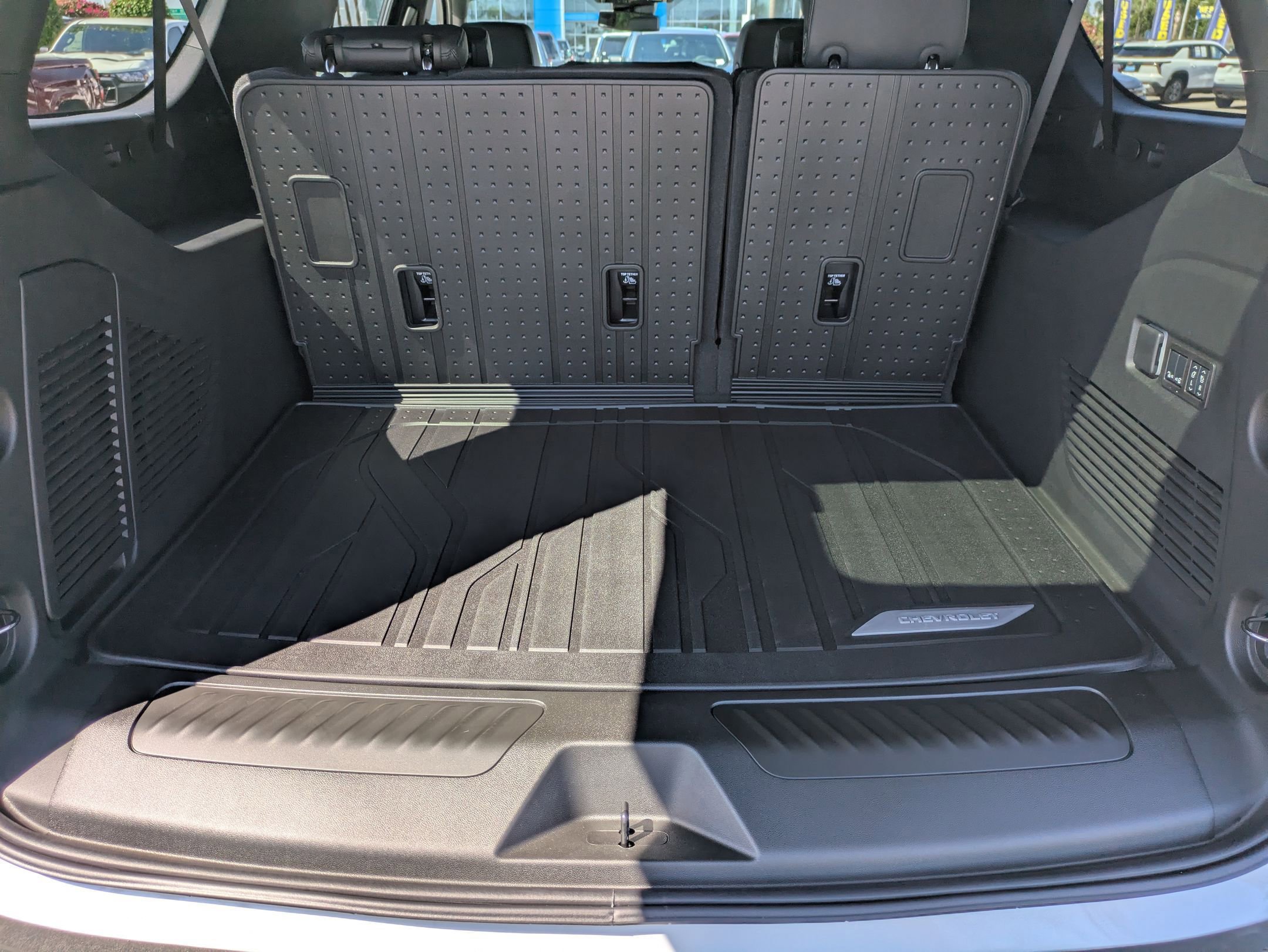 New 2026 Chevrolet Suburban LT w/ Comfort Package image 26