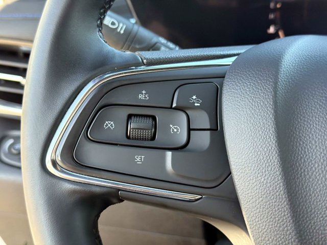 Used 2025 Buick Envista Sport Touring FWD image 26