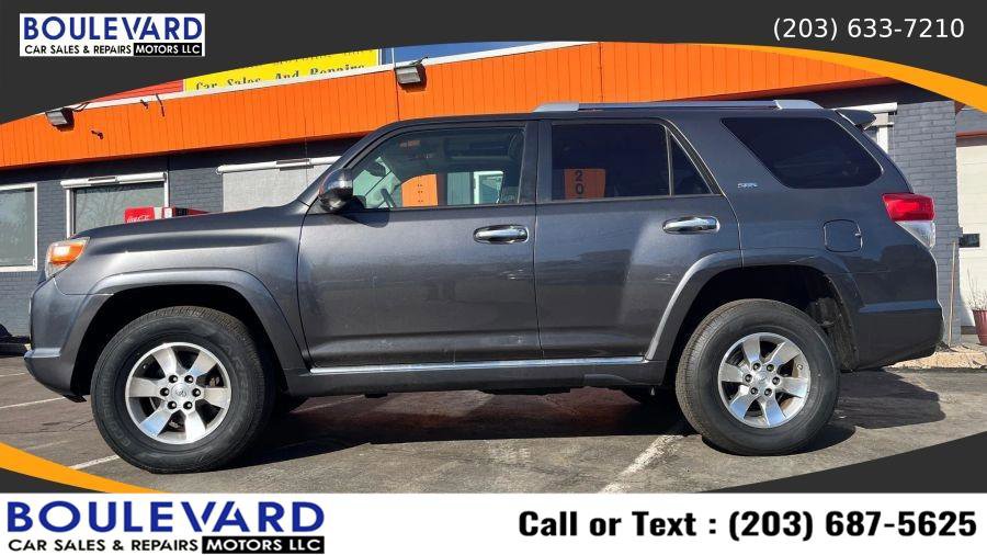 Used 2010 Toyota 4Runner SR5 AWD/4WD image 6
