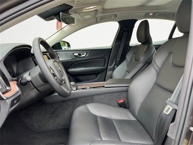 Used 2024 Volvo S60 B5 Plus image 9
