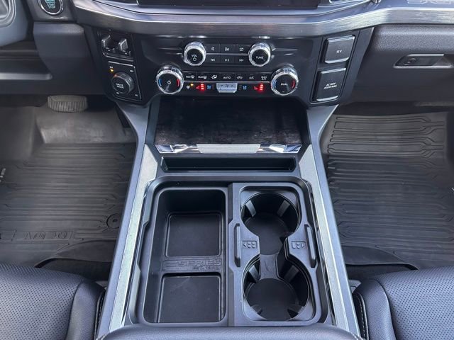 Used 2024 Ford F350 Lariat image 23