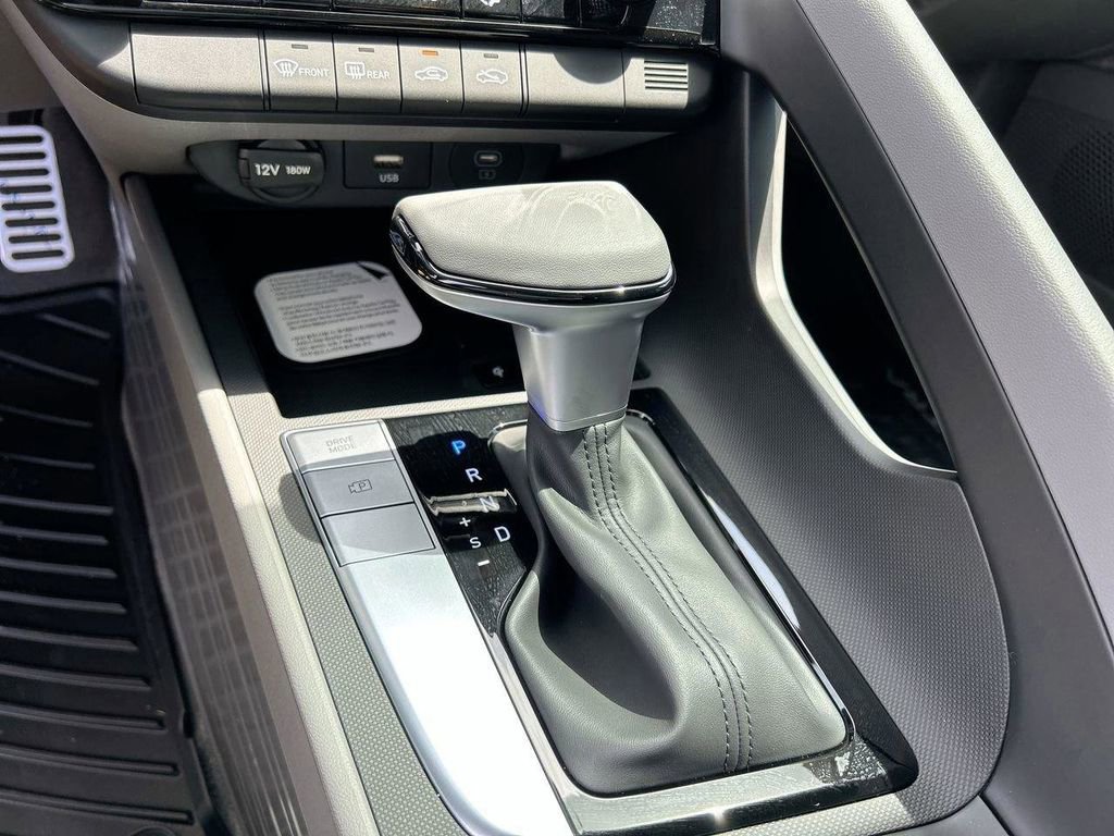 New 2026 Hyundai Elantra Sport FWD image 27