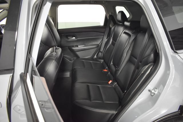 Used 2023 Nissan Rogue SL AWD/4WD image 27