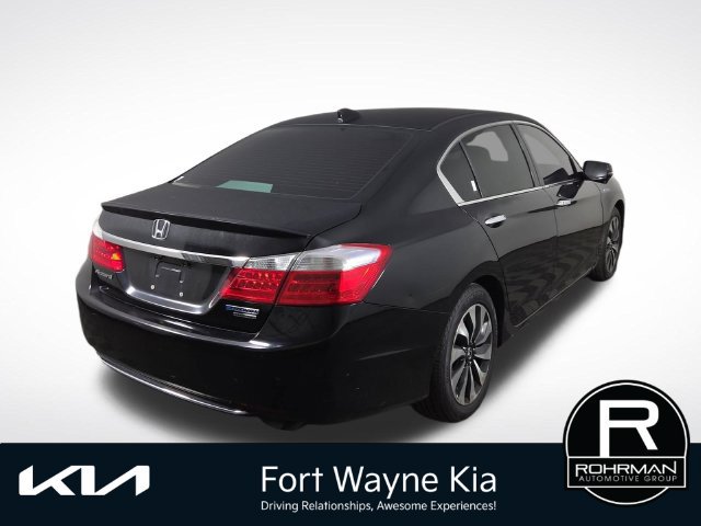 Used 2015 Honda Accord Touring image 5