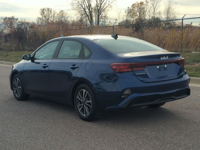 Used 2023 Kia Forte LXS w/ LXS Technology Package image 5