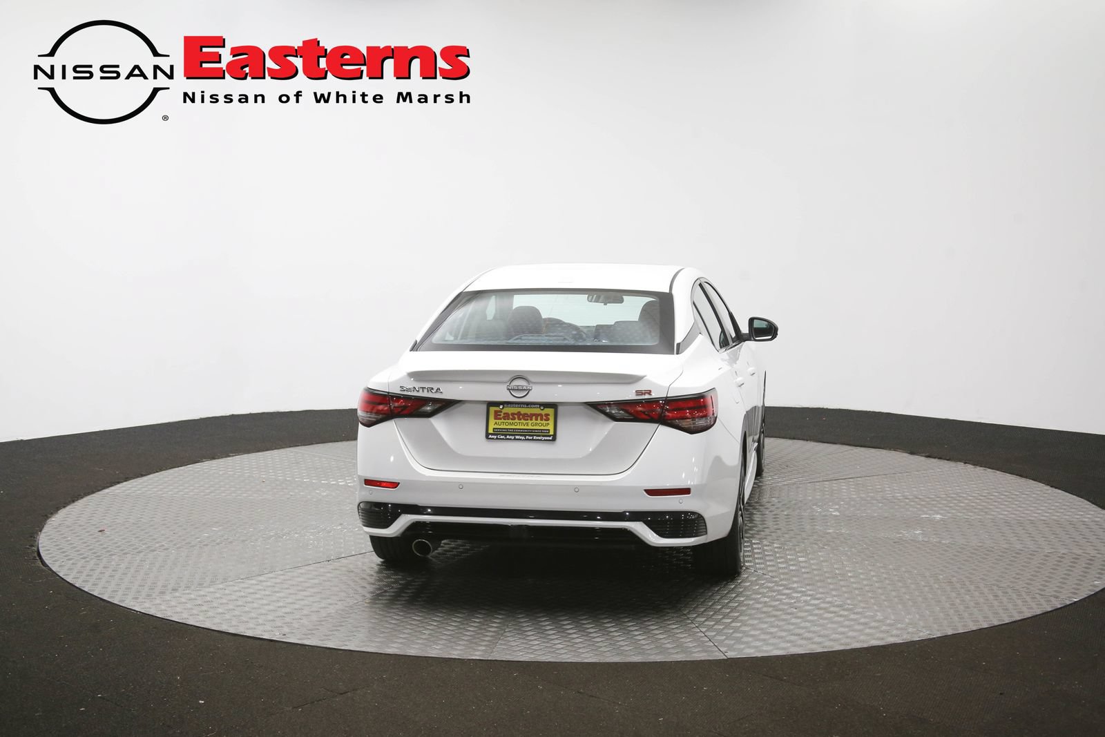 Used 2024 Nissan Sentra SR w/ SR Premium Package FWD image 38