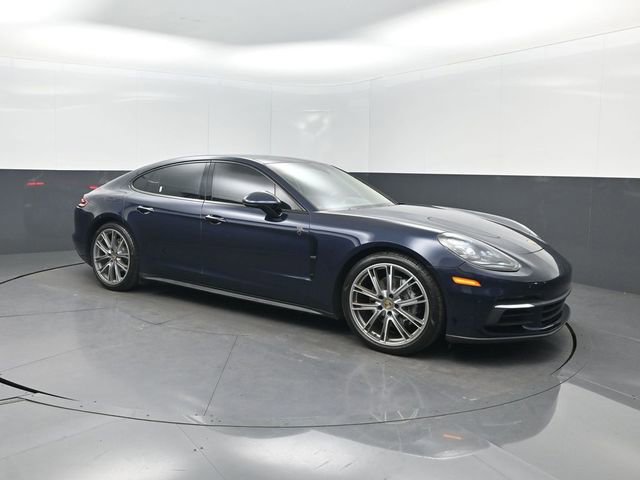 Used 2019 Porsche Panamera 4 w/ Premium Package image 40