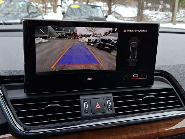 Used 2023 Audi Q5 2.0T Premium w/ Convenience Package image 17