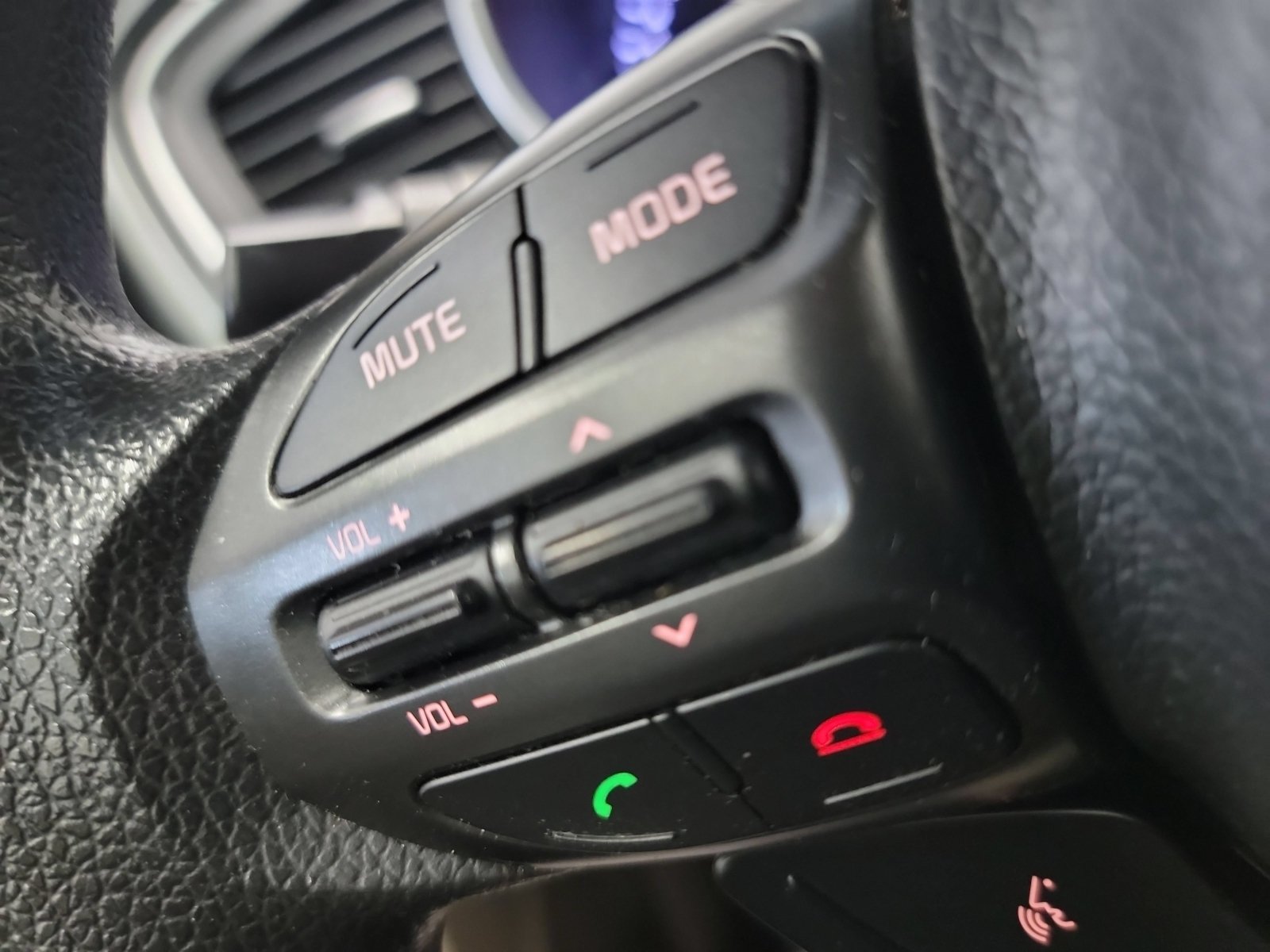 Used 2015 Kia Optima LX FWD image 33