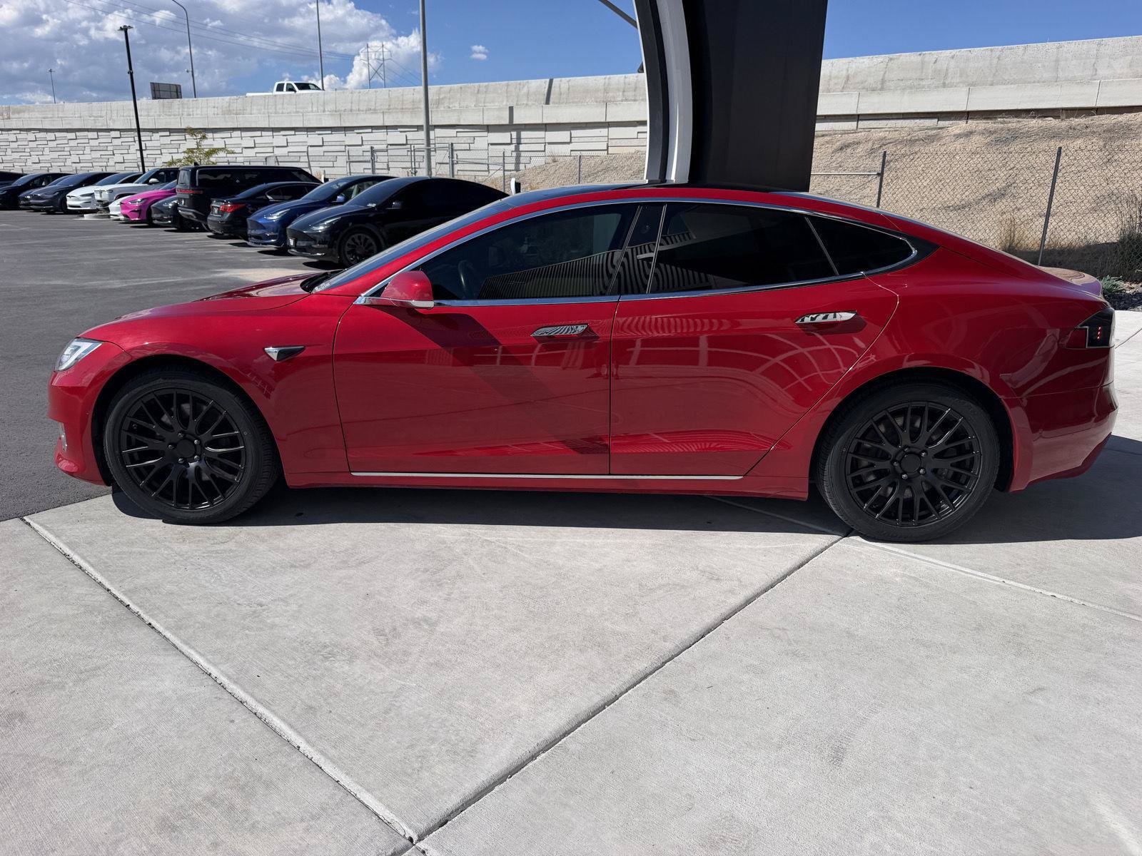 Used 2020 Tesla Model S Long Range Plus AWD/4WD image 5