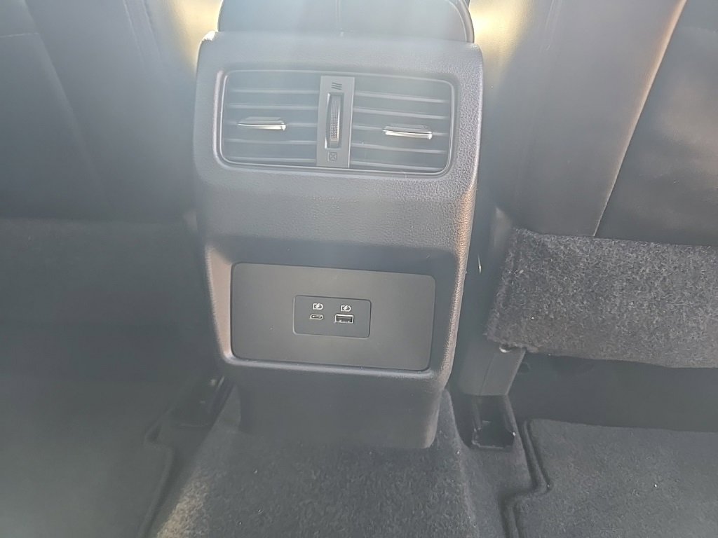 Used 2021 Nissan Rogue SV w/ Premium Package image 33