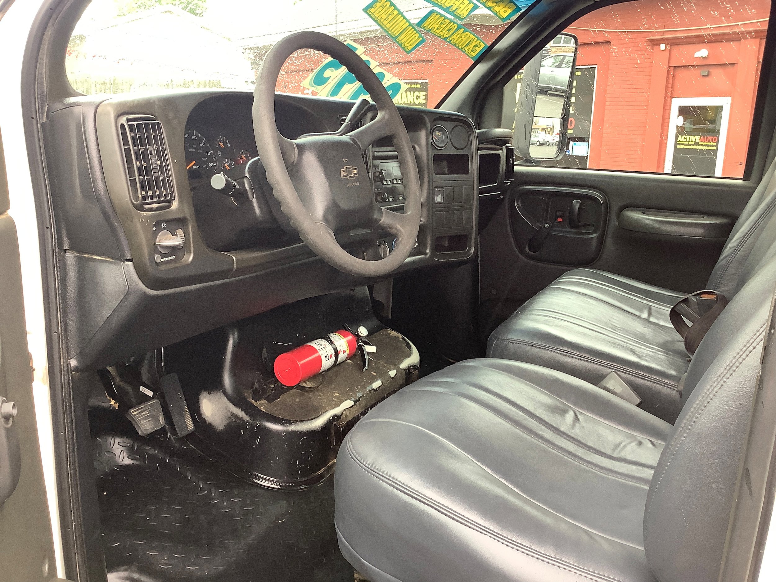 Used 2003 Chevrolet Kodiak C4500 2WD Regular Cab image 11
