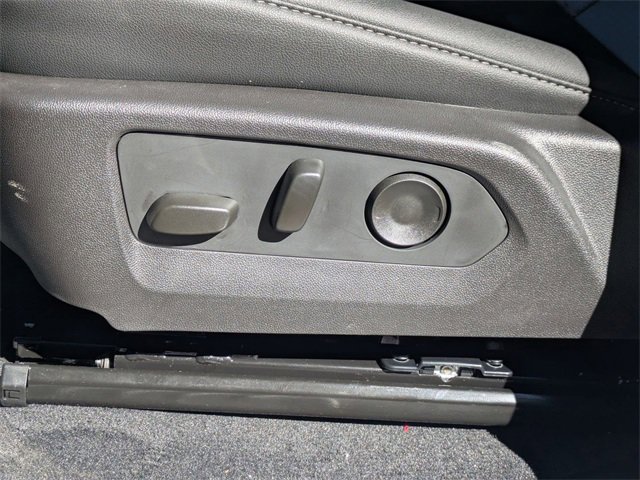 New 2025 Chevrolet Colorado LT w/ LT Convenience Package image 11