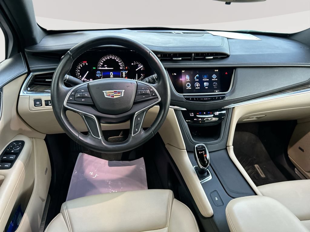 Used 2017 Cadillac XT5 FWD image 23