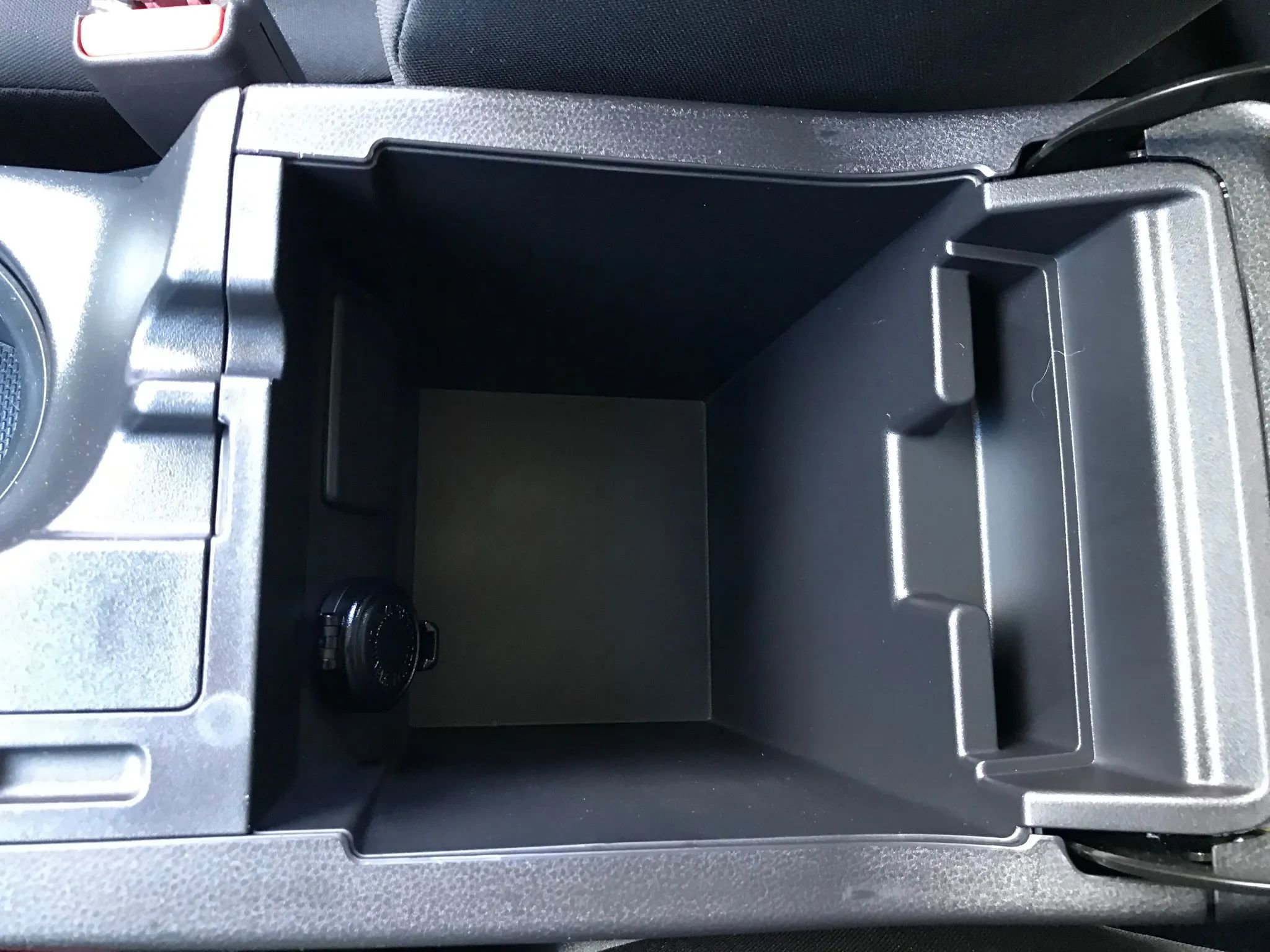 Used 2020 Subaru Impreza 2.0i Premium image 31