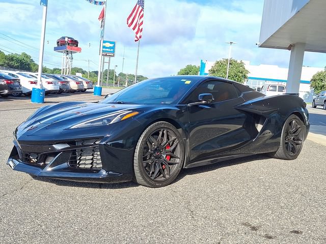Used 2024 Chevrolet Corvette Z06 w/ Stealth Interior Trim Package RWD image 3