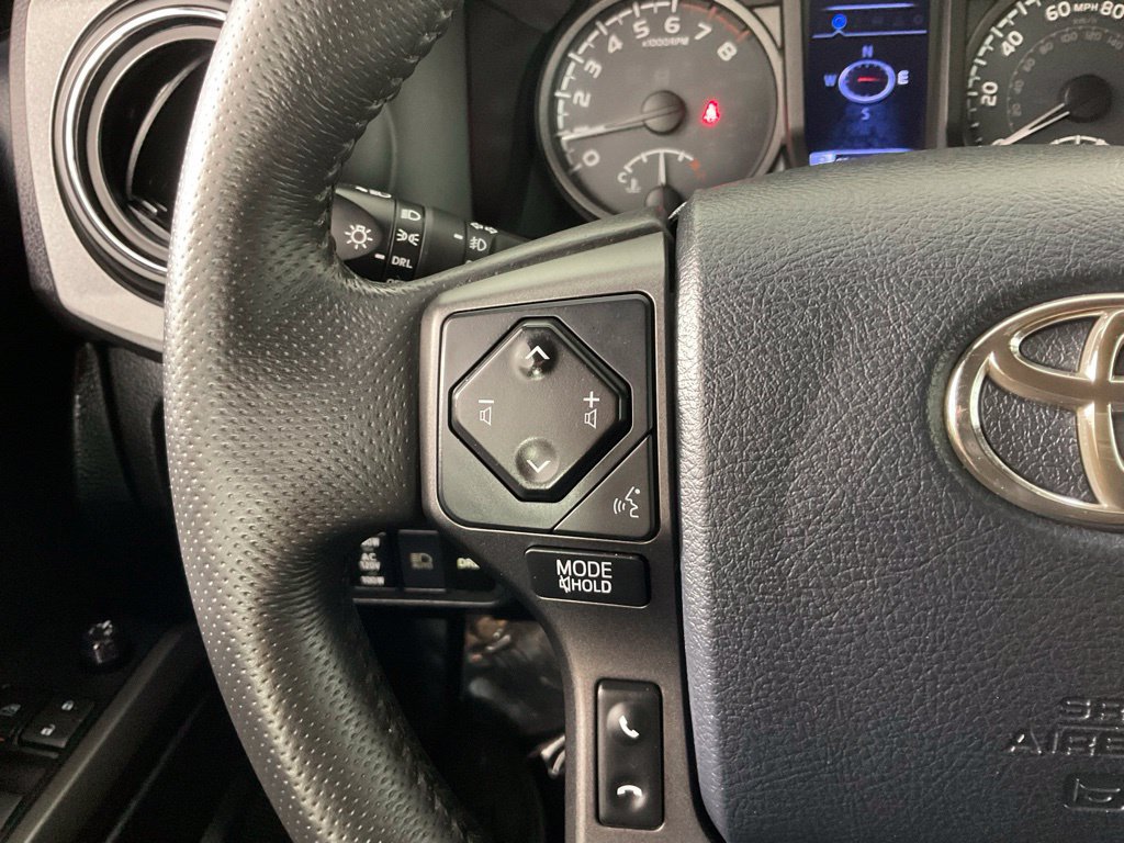 Used 2019 Toyota Tacoma TRD Sport RWD image 24