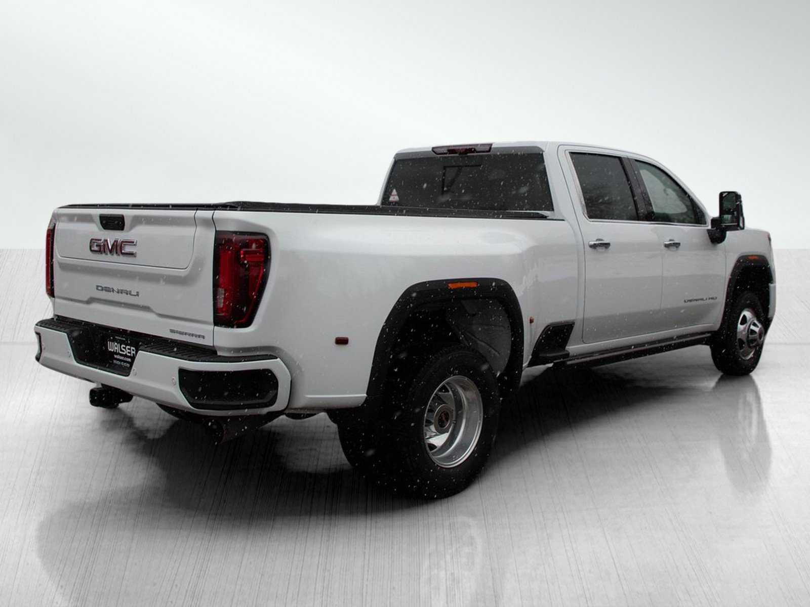 Used 2022 GMC Sierra 3500 Denali w/ Denali Ultimate Package image 5
