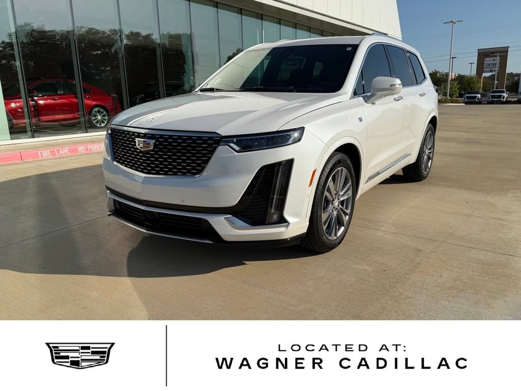Used 2025 Cadillac XT6 Premium Luxury w/ Technology Package FWD image 1