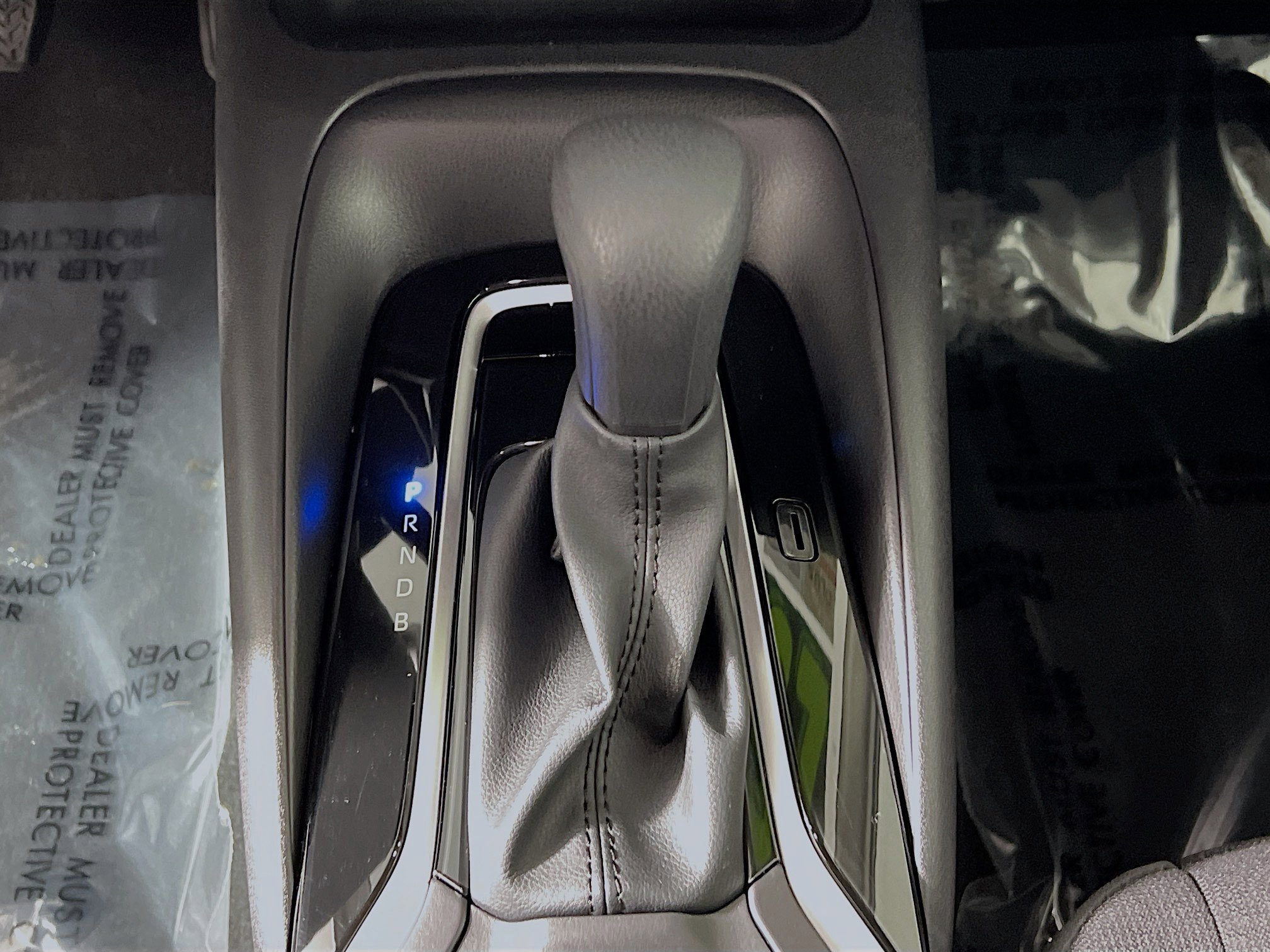 Used 2025 Toyota Corolla LE w/ Convenience Package image 24