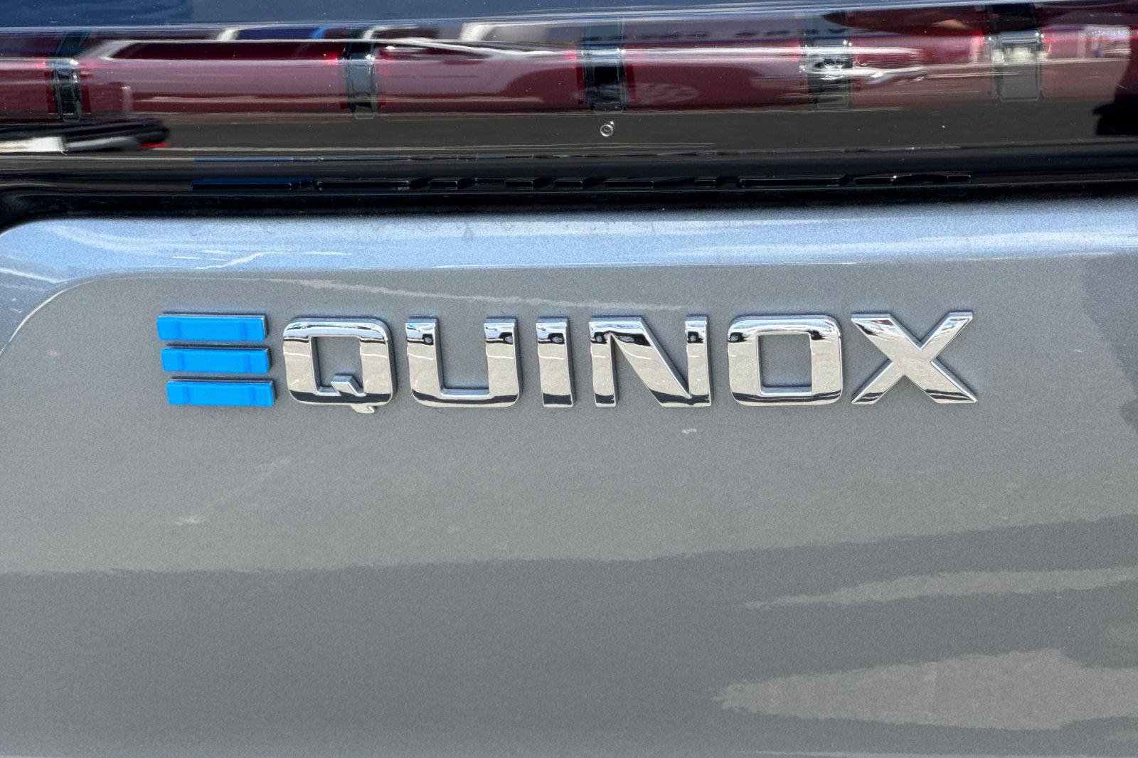 Used 2026 Chevrolet Equinox EV LT FWD image 48