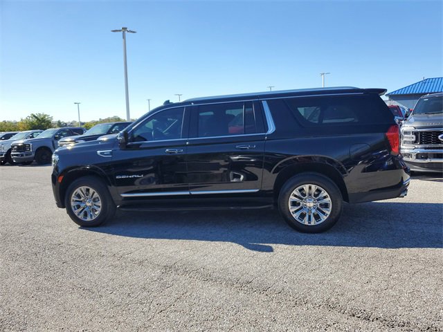 Used 2024 GMC Yukon XL Denali image 7