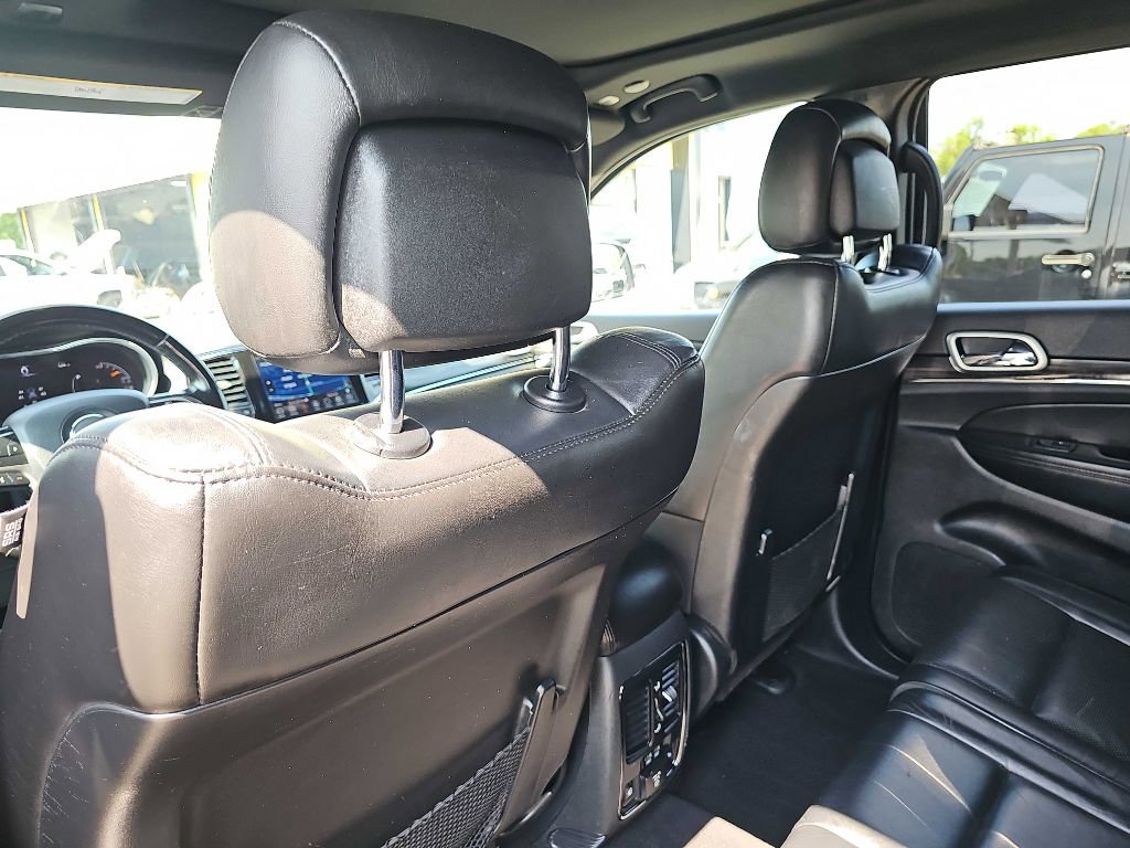 Used 2020 Jeep Grand Cherokee Limited w/ Luxury Group II image 45