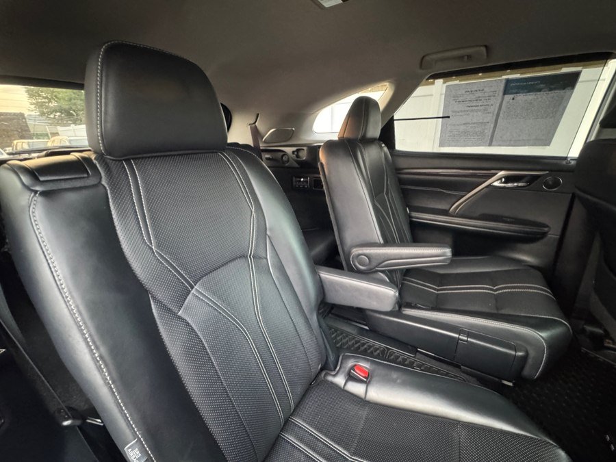 Used 2021 Lexus RX 350L AWD w/ Luxury Package image 31