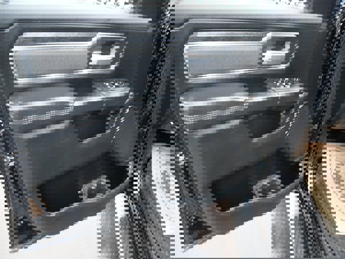 Used 2019 RAM 1500 Big Horn image 18