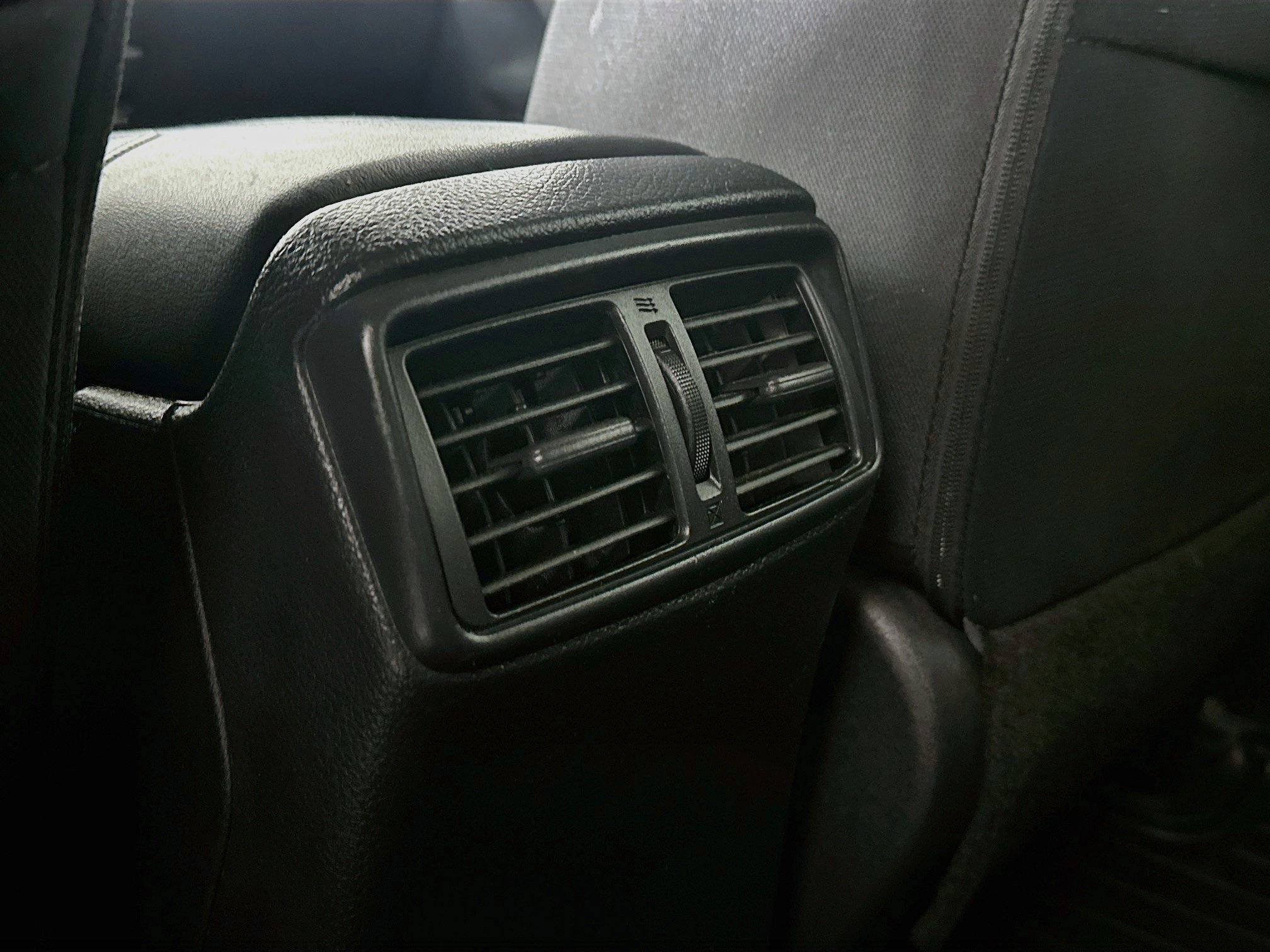 Used 2019 Nissan Rogue SV FWD image 27