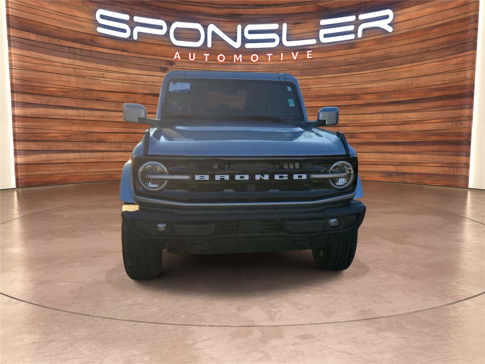 Used 2024 Ford Bronco Outer Banks image 8