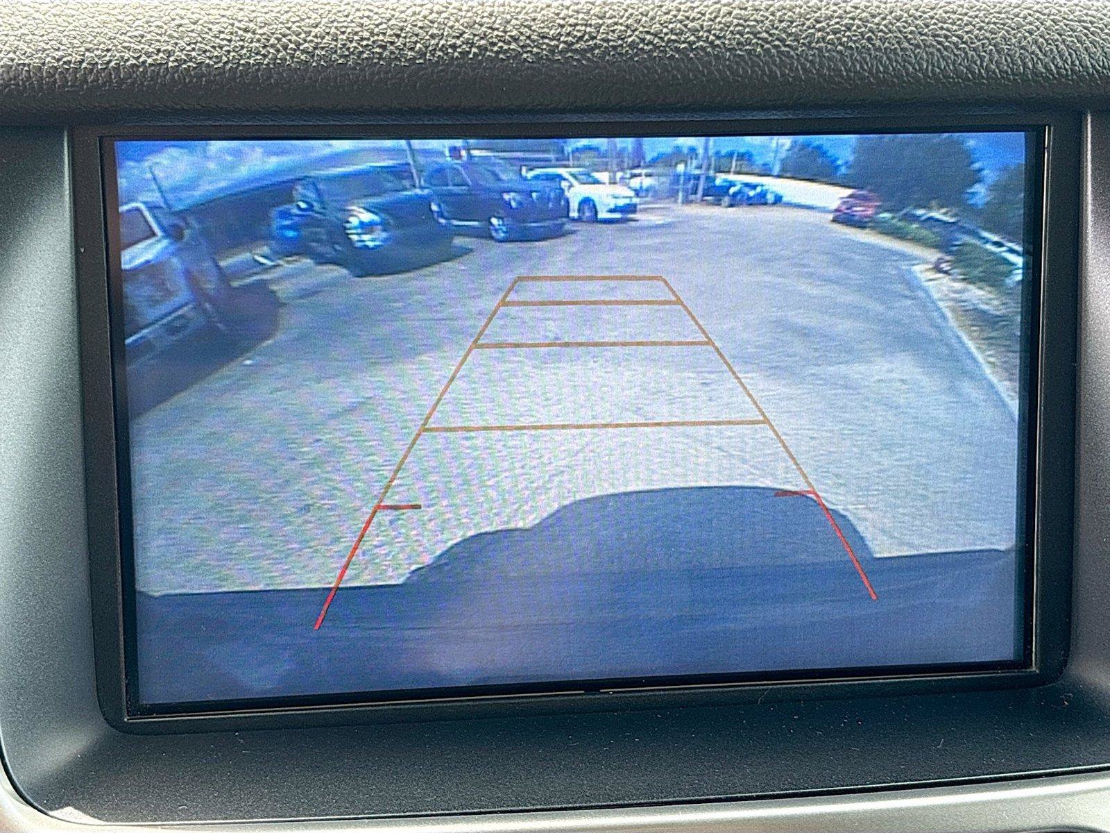 Used 2020 Chevrolet Suburban LT RWD image 14