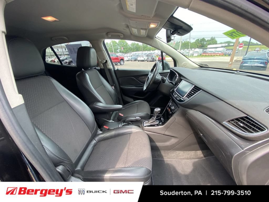 Certified 2020 Buick Encore Preferred FWD image 32