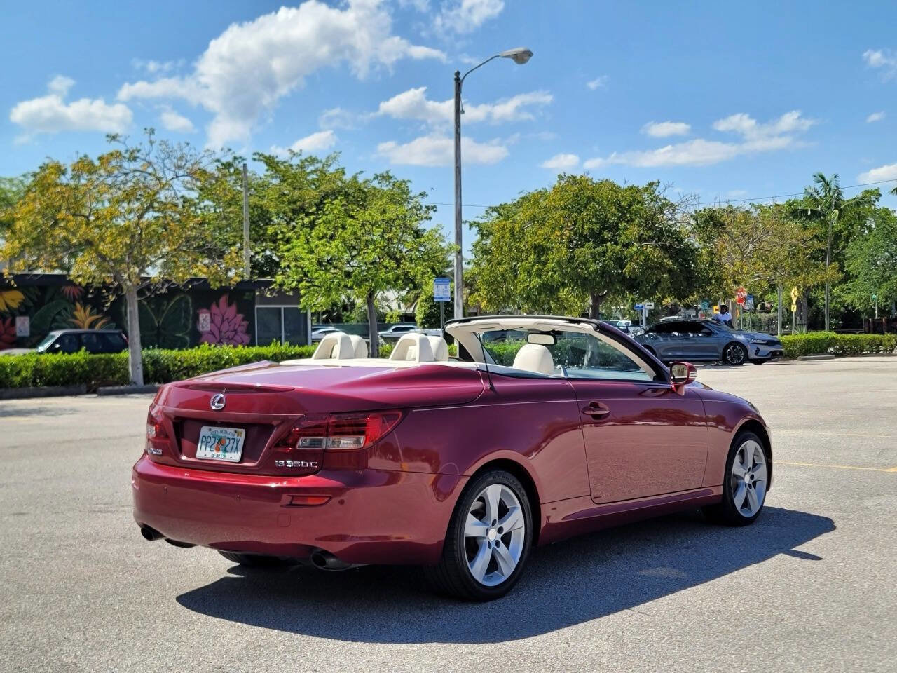 Used 2010 Lexus IS 350C RWD image 6