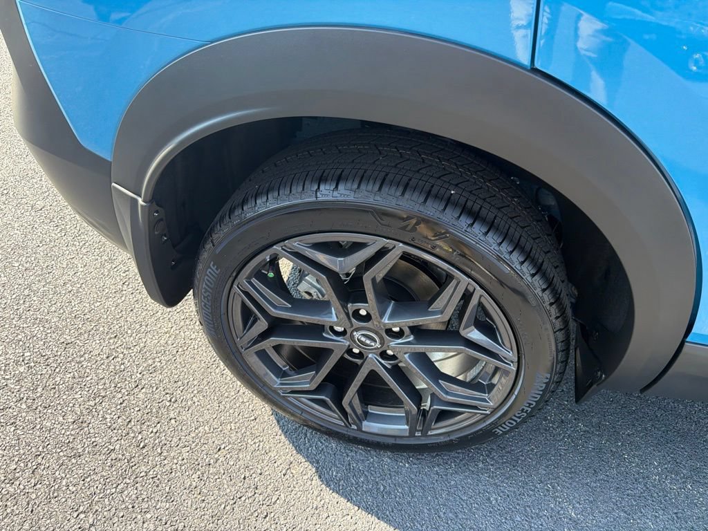 New 2026 Nissan Kicks SR FWD image 10