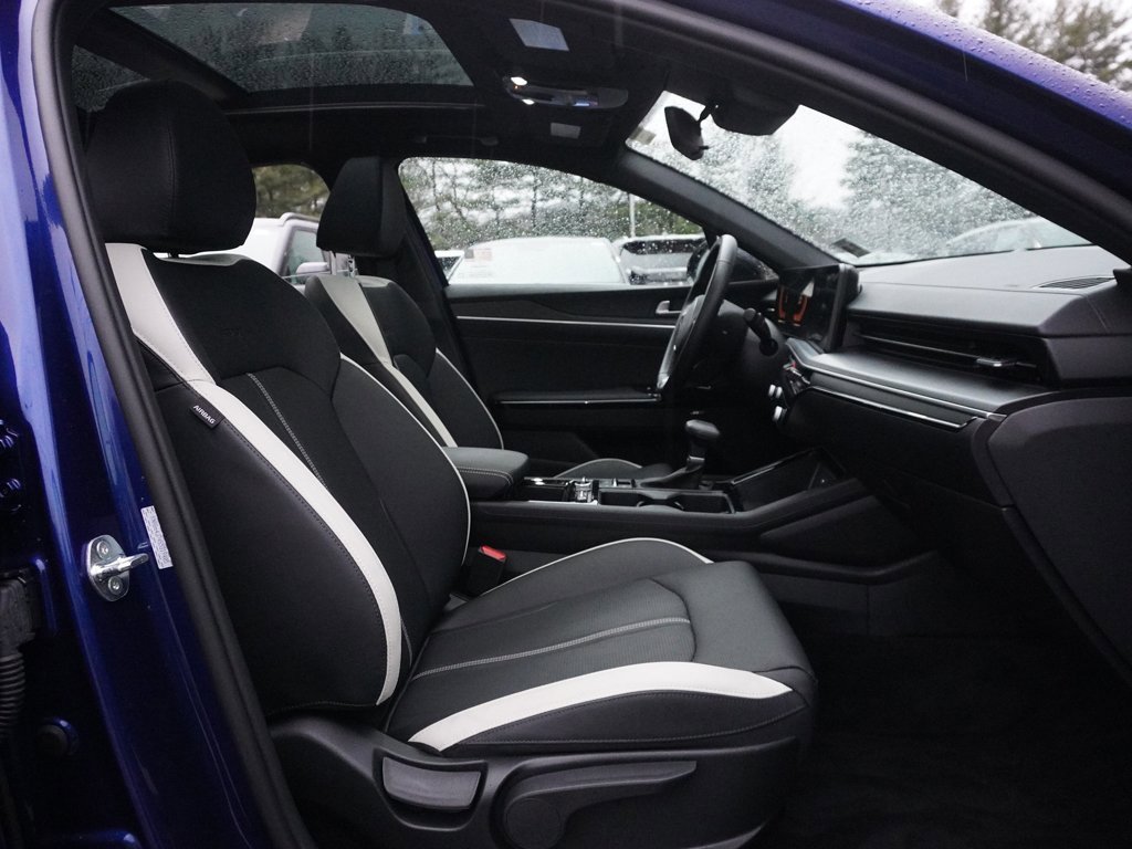 Used 2025 Kia K5 GT-Line w/ GT-Line Premium Package image 31