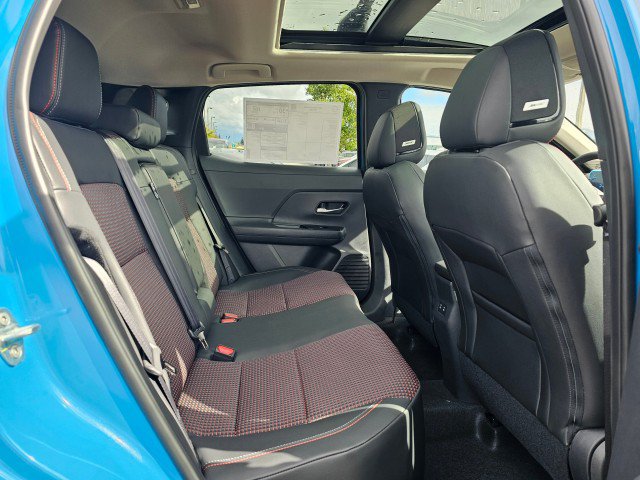 New 2027 Nissan Kicks SR AWD/4WD image 13