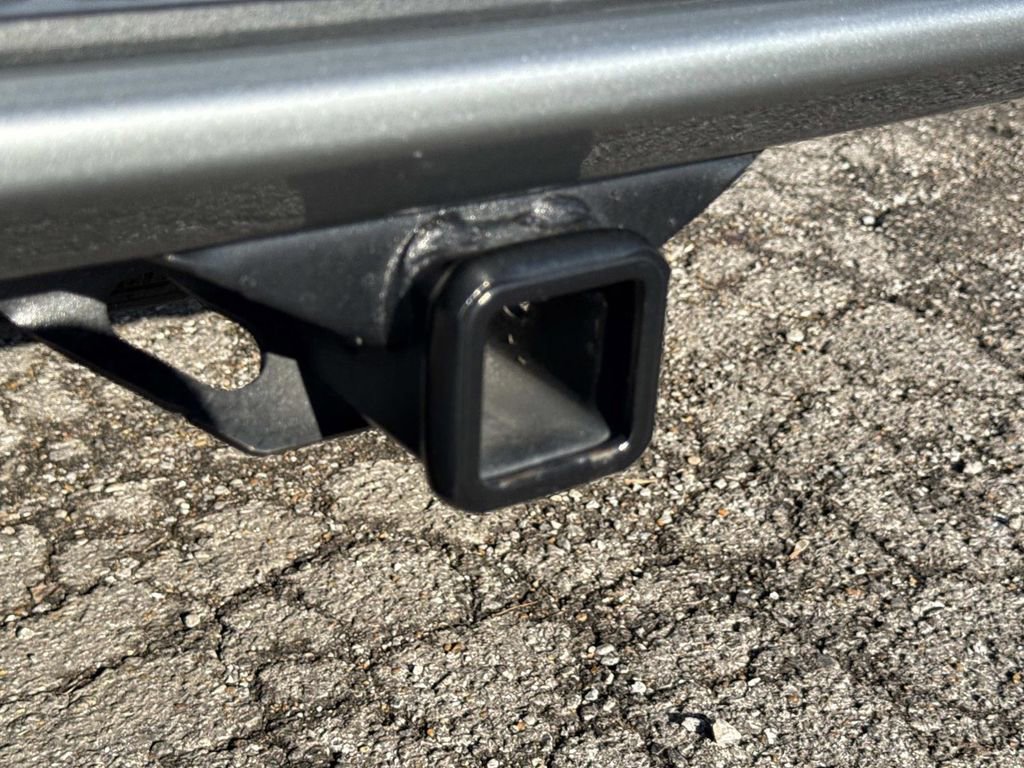 Certified 2024 GMC Canyon Elevation w/ Convenience Package image 12